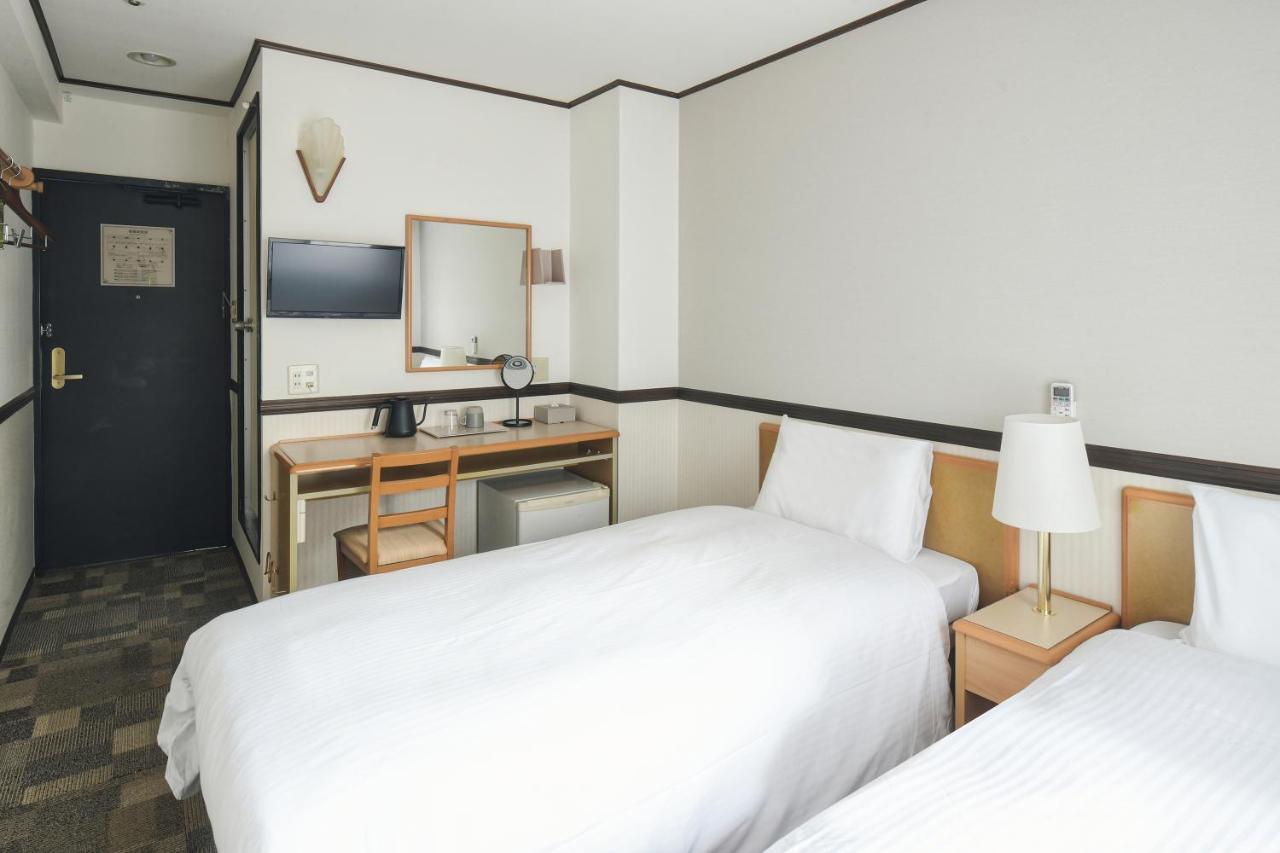 Vessel Inn Asakusa Tsukuba Express Tokyo Esterno foto